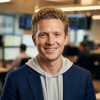 Ryan Brooks, Analista Principal de Trading en Partícumbre
